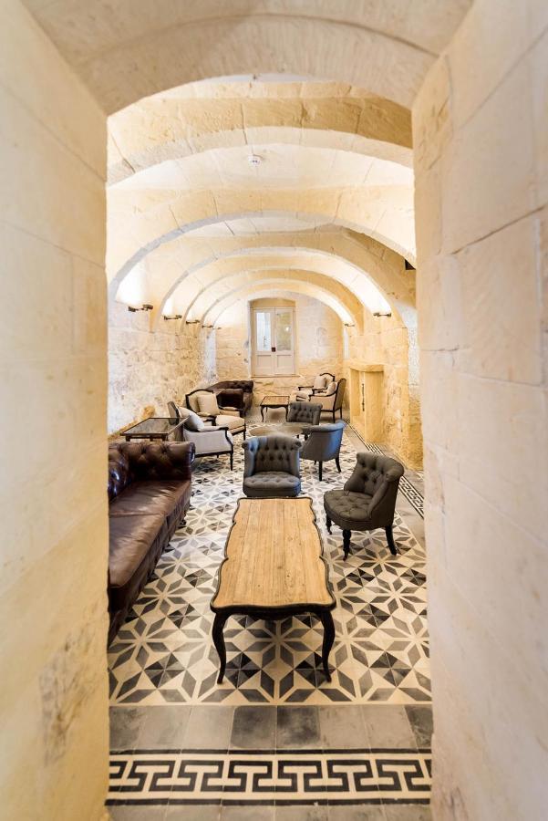 Hotel Cesca's Boutique 4*