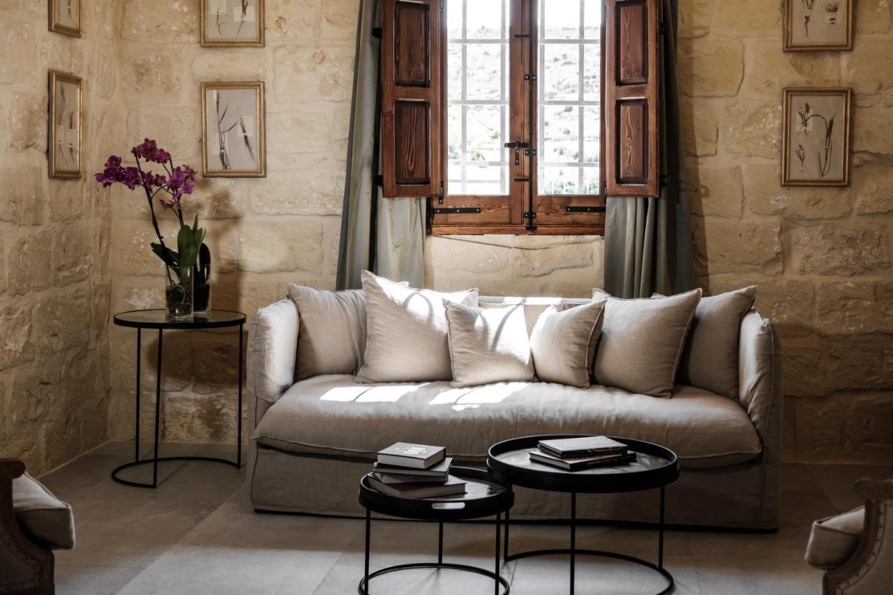 Cesca's Boutique Xlendi