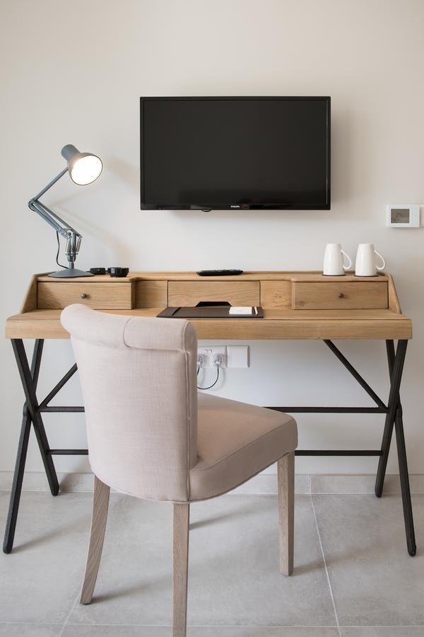 Cesca's Boutique Hotel 4*